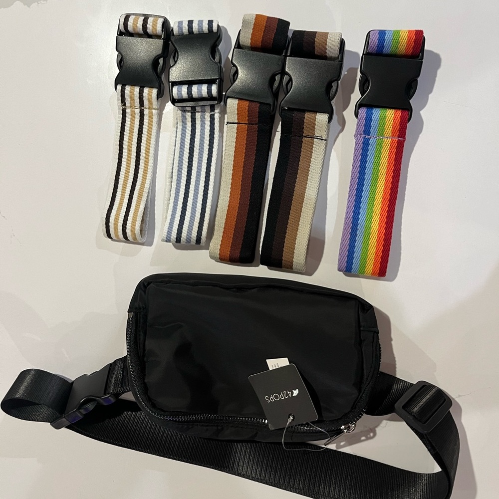42 pops Belt Bag comes with 5 interchangeable extension straps